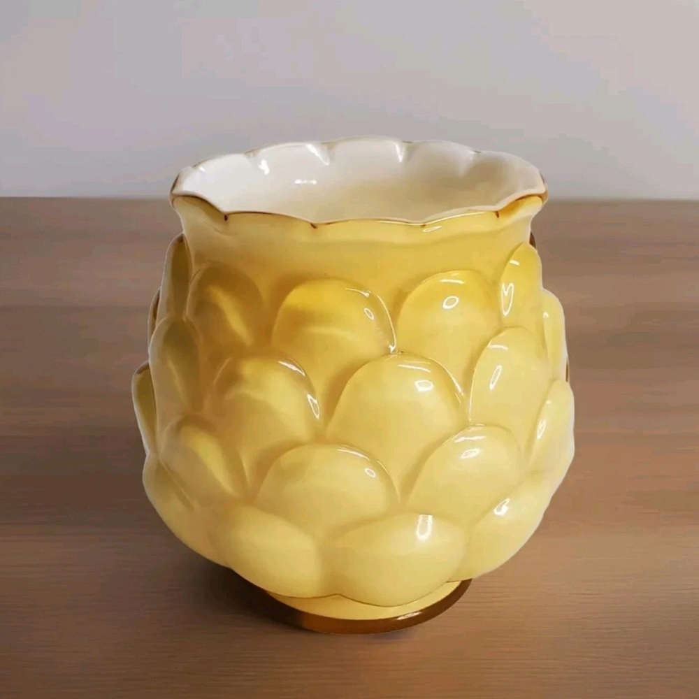 Fenton Jacqueline Honey Amber Yellow Artichoke Cased Glass Open Sugar Vase 3"